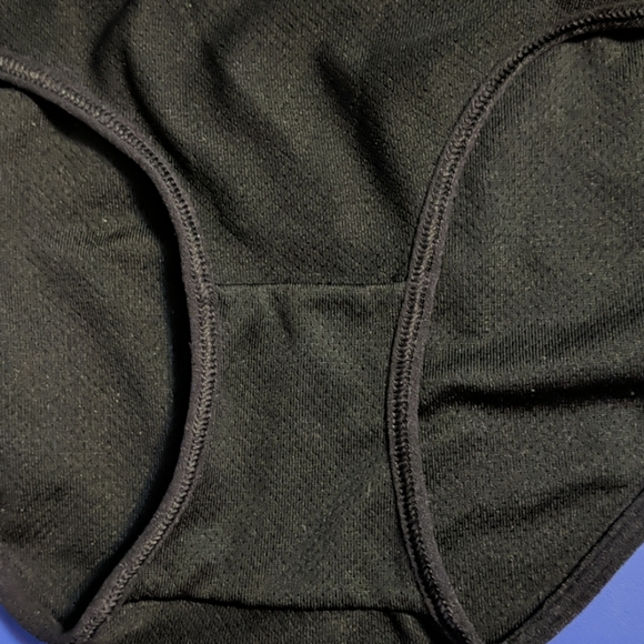 Under Armour and PINK underwear lot of 3 - Picture 7 of 12